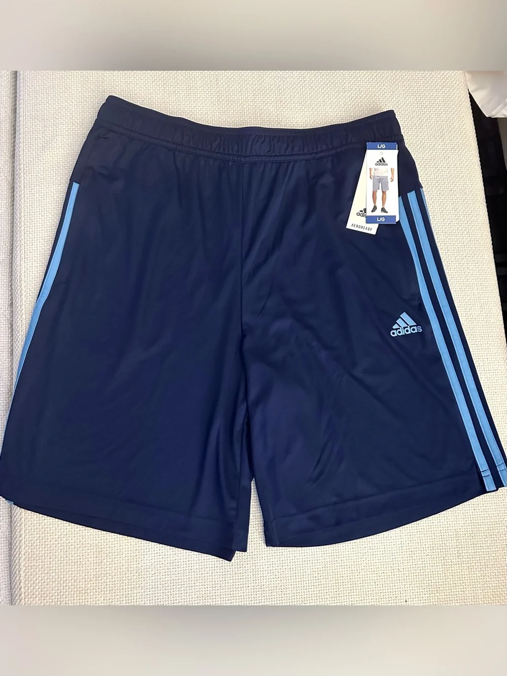 adidas NWT AeroReady Athletic Shorts Men’s L Navy Blue 3 Stripe Drawstring Gym